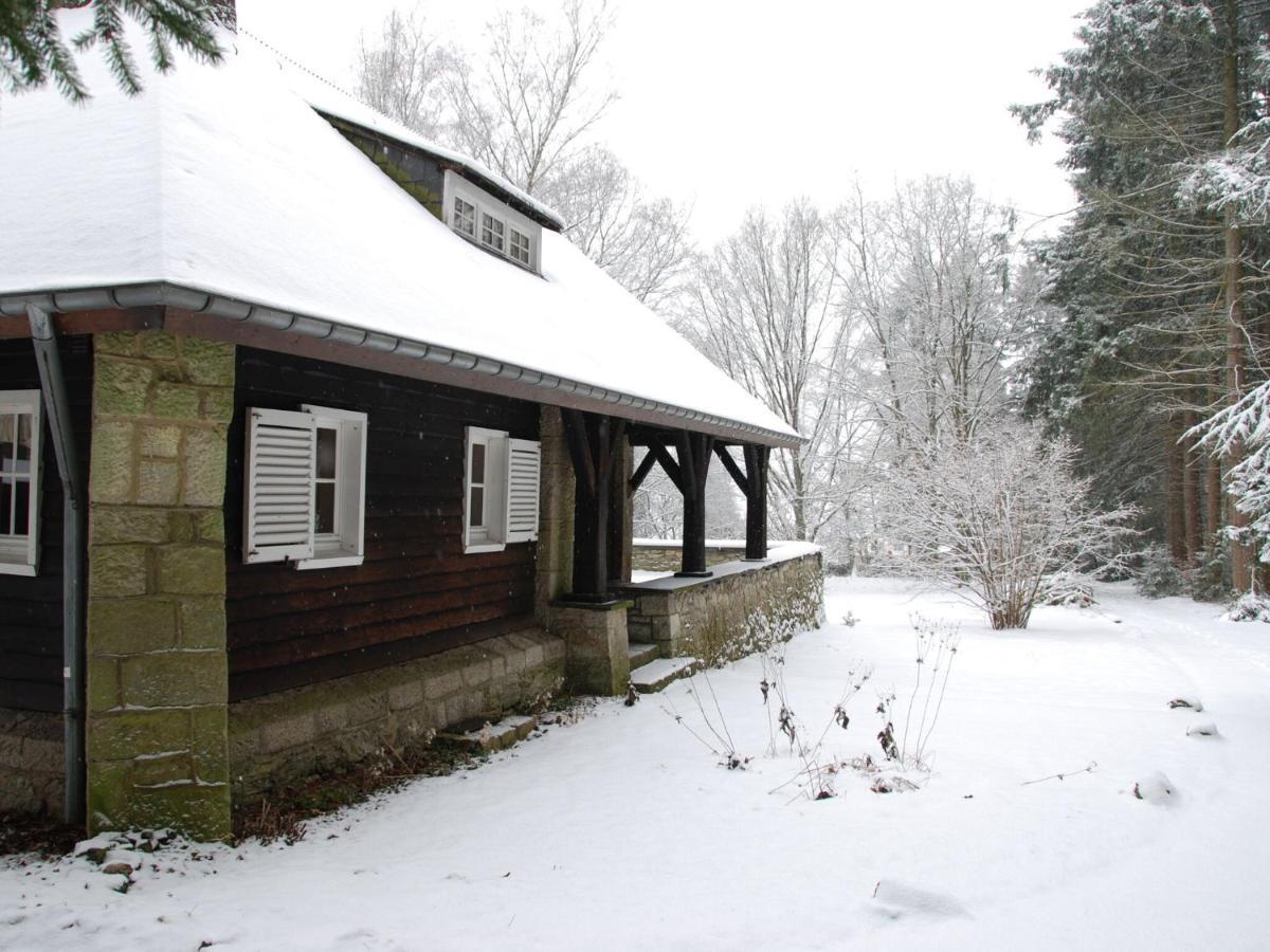 Willa Quietly Located Country House In Vielsalm Zewnętrze zdjęcie